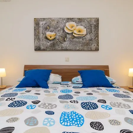 Apartament Ornella *