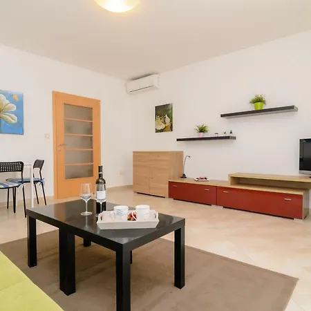 Ornella Apartament